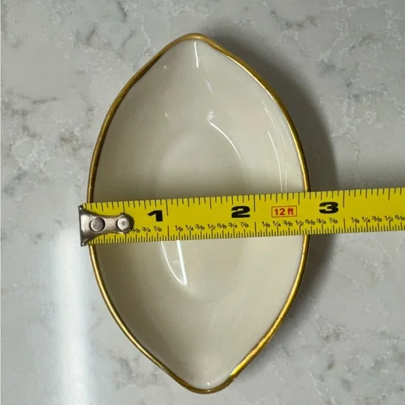 Lenox Cream and Gold Serveware Oval Dishes - Picture 8 of 9